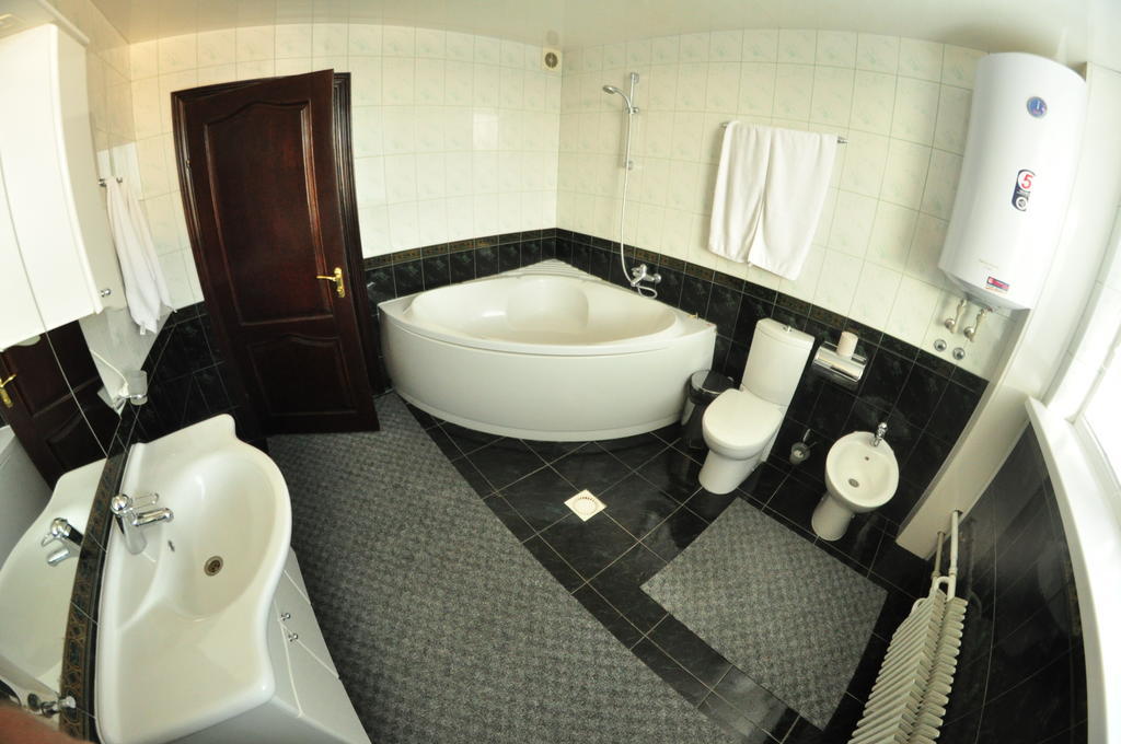 Tourist Hotel Jarkov Habitación foto