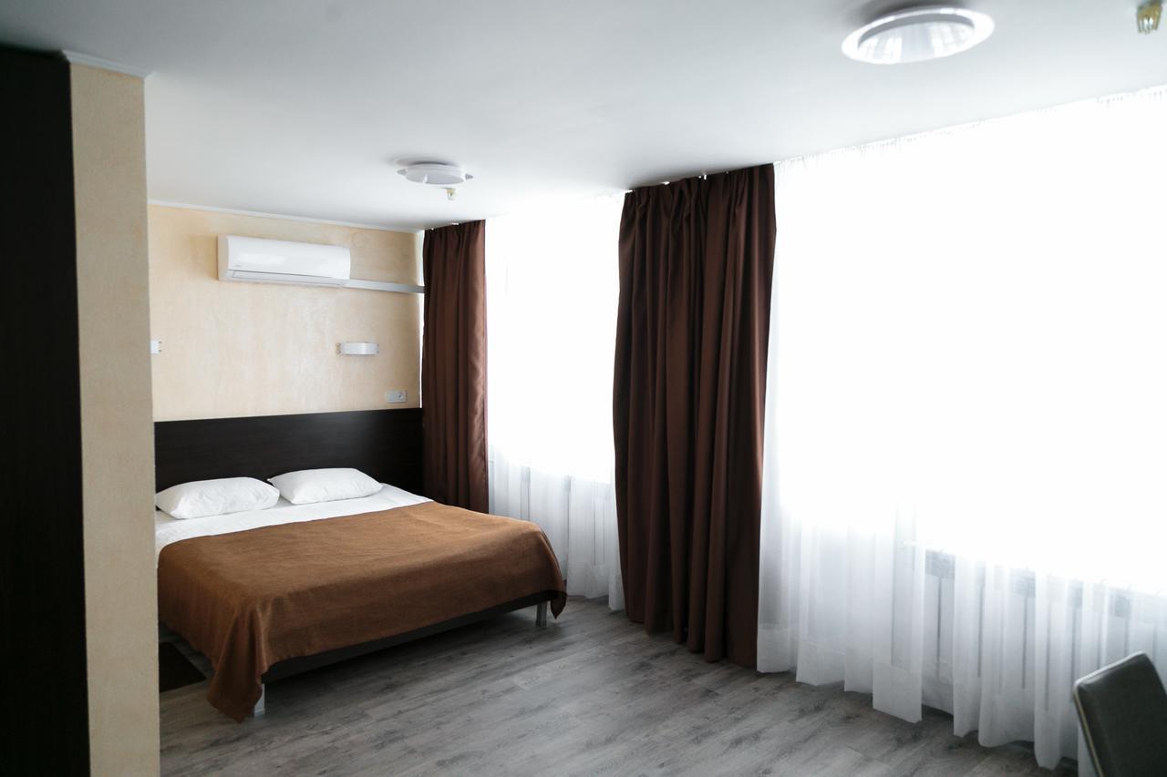 Tourist Hotel Jarkov Exterior foto