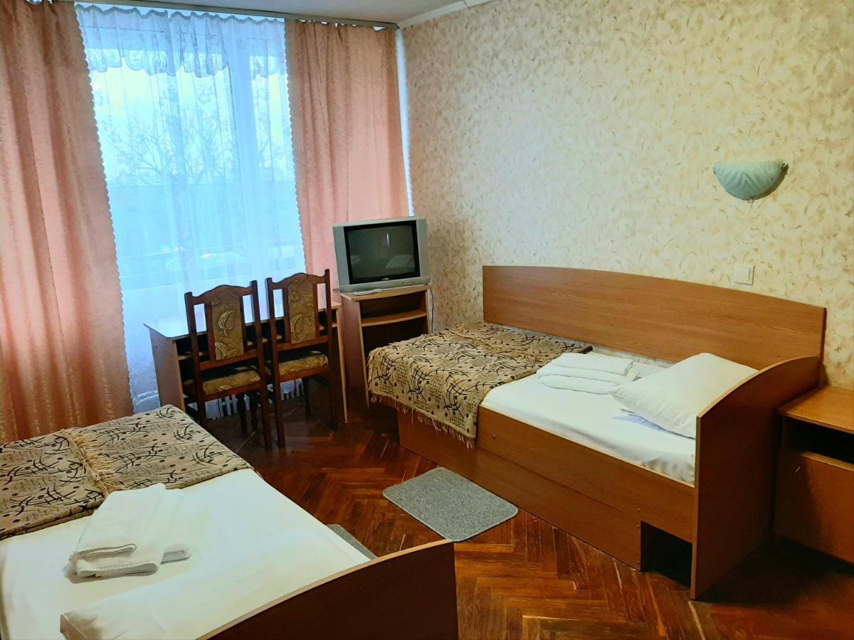 Tourist Hotel Jarkov Exterior foto