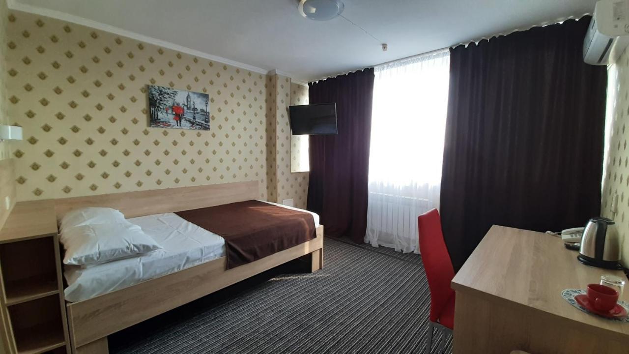 Tourist Hotel Jarkov Exterior foto