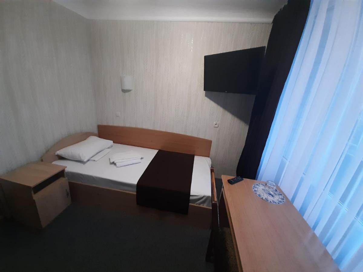 Tourist Hotel Jarkov Exterior foto