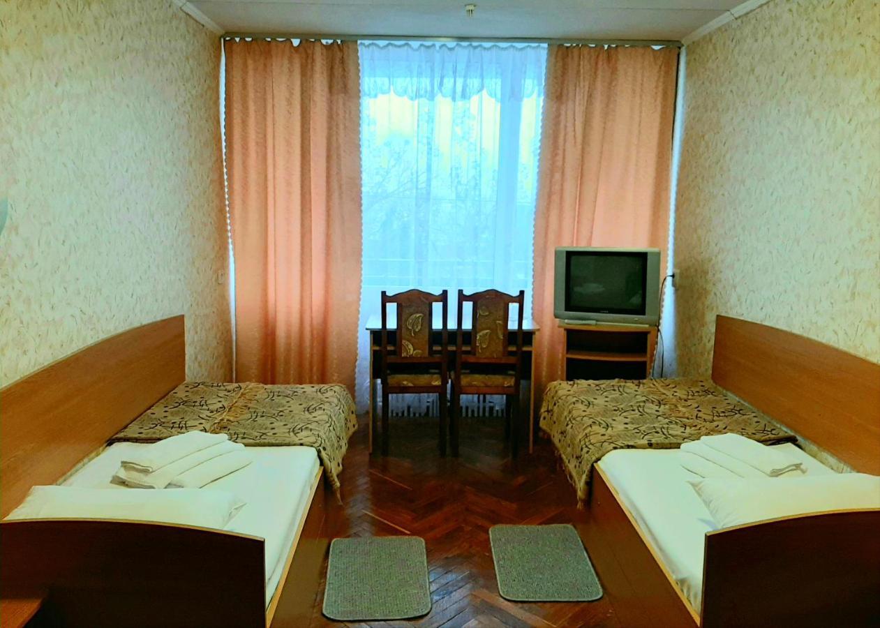 Tourist Hotel Jarkov Exterior foto